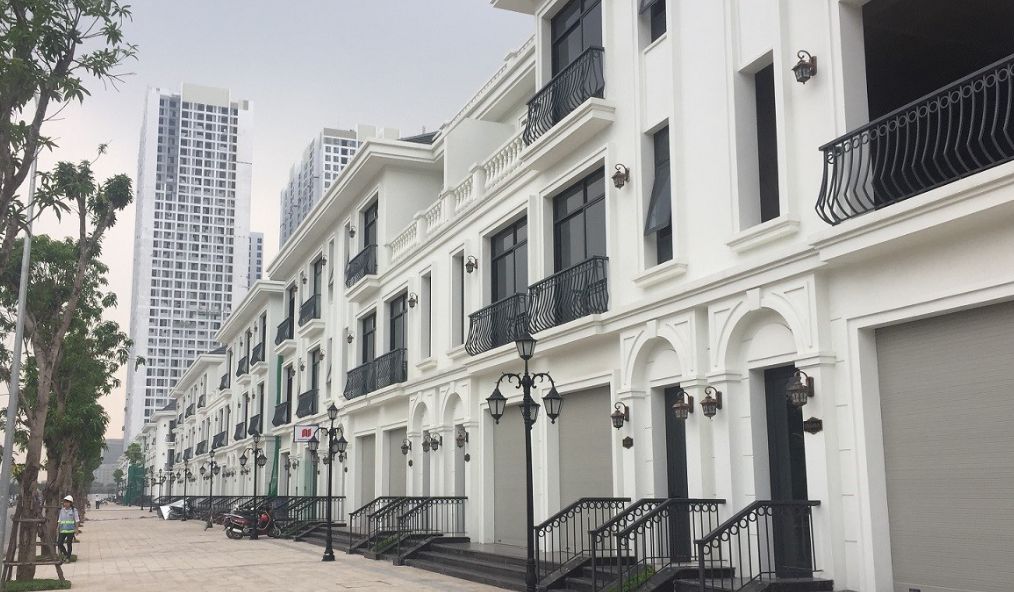 Chính chủ cần cho thuê nhanh nhà liền kề Vinhomes Green Bay, full nội thất giá tốt